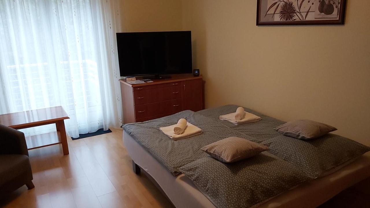 Niki Apartman เฮวิซ ภายนอก รูปภาพ