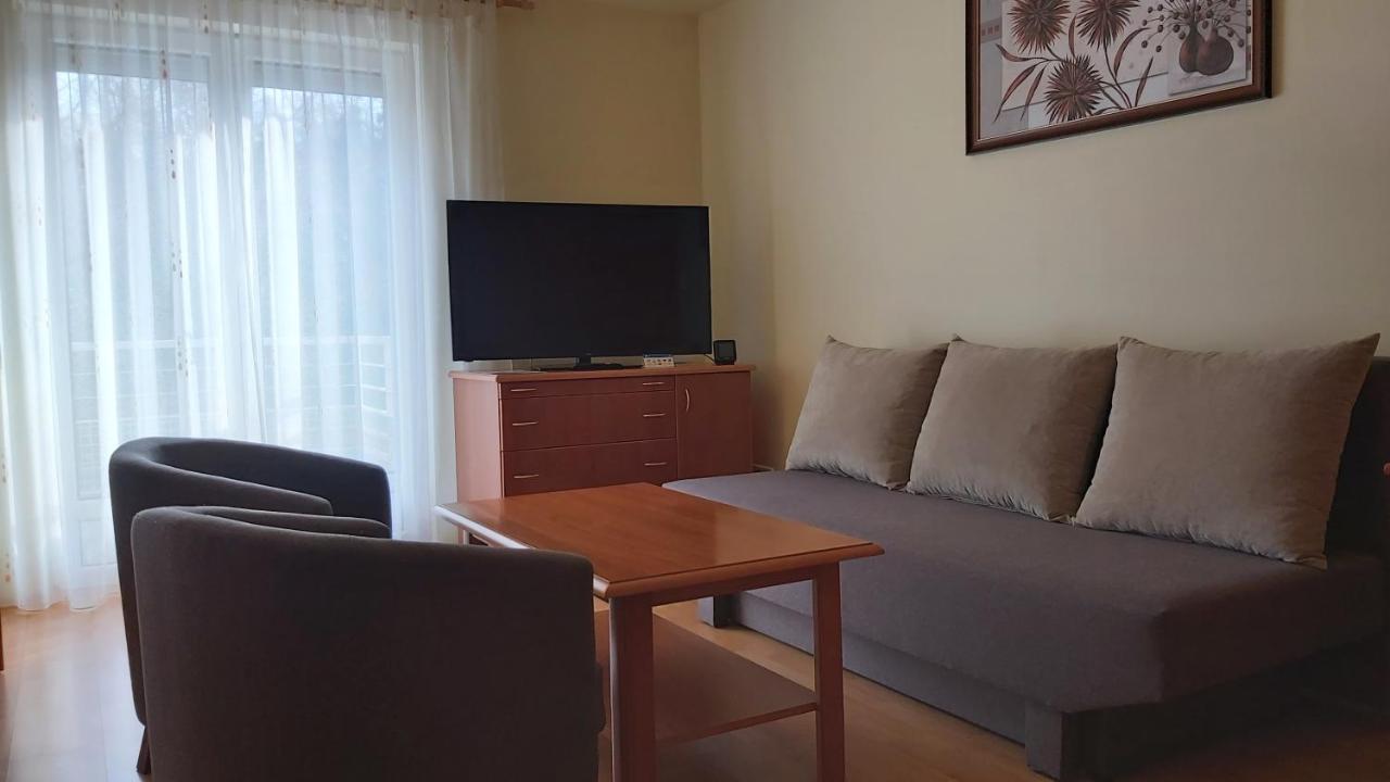 Niki Apartman เฮวิซ ภายนอก รูปภาพ